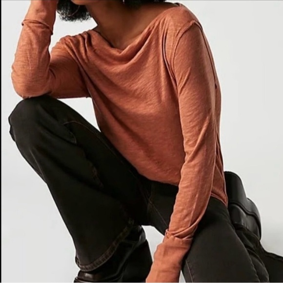 We The Free Tops - We The Free Elevated Basic Kimmi Long Sleeve Boat Neck Tee in Burnt Sienna